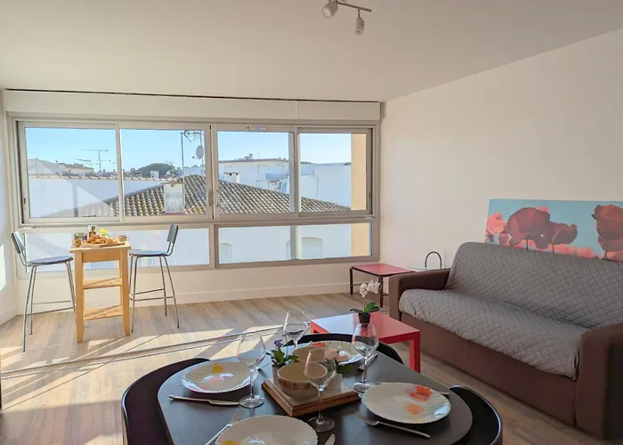 Sol-Y-Days Murenes, Grand Studio Confortable Avec Parking, Proche Du Centre Ville Et De La Plage